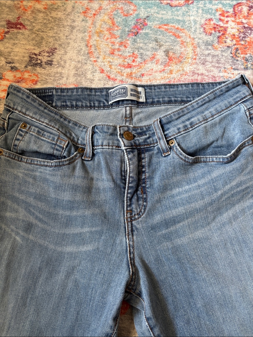 Modern bootcut levi - Picture 2 of 7